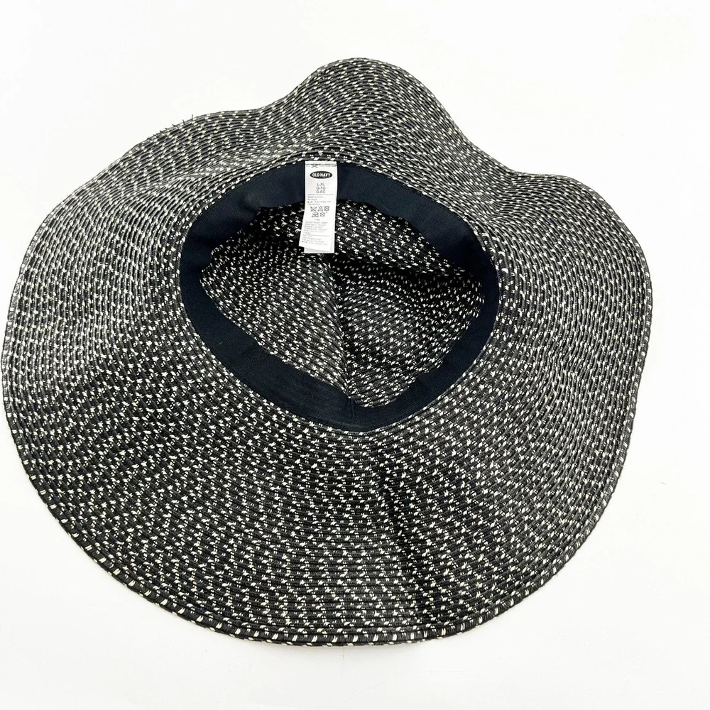 Old Navy Sun Hat Womens L-XL Black White Excellent Wide Brim Woven Paper Straw